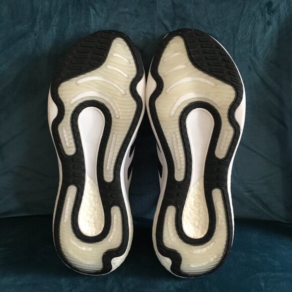 Adidas Supernova Mens NWOT Running Shoe - Picture 8 of 8